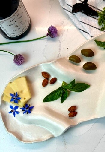 Pladenj za prigrizke